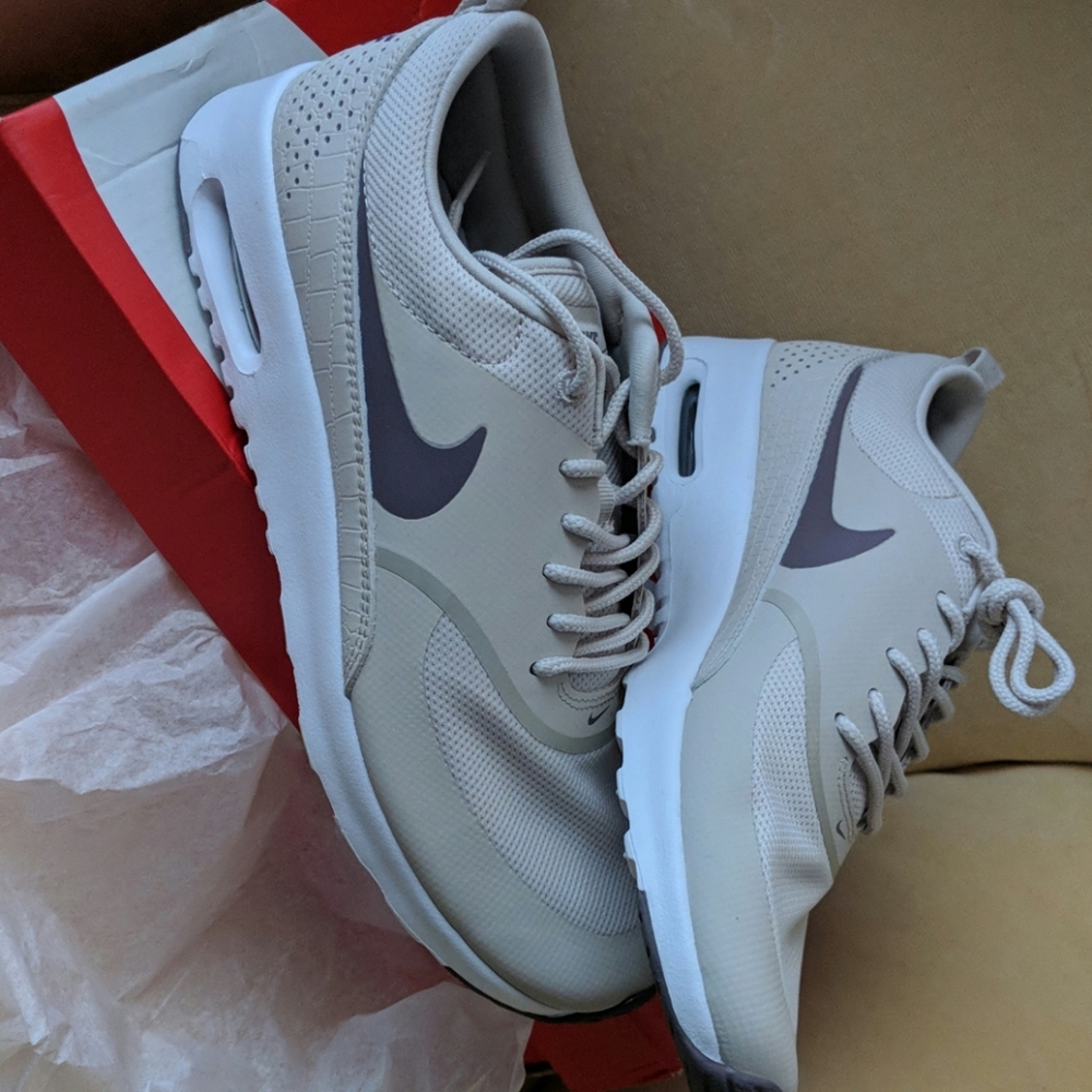 Women's Nike Air Max Thea
